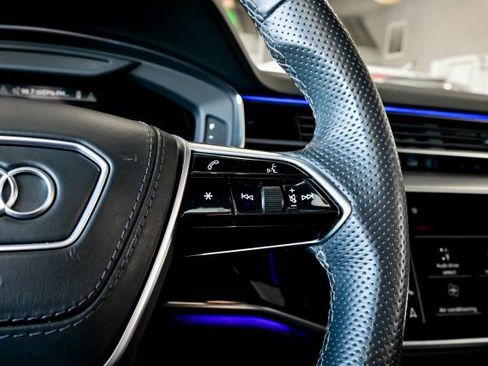 Used 2022 Audi S8 w/ S8 Comfort Plus Package image 36