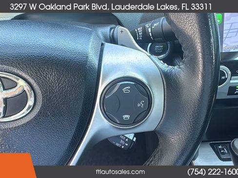 Used 2012 Toyota Camry SE w/ Leather Pkg FWD image 47