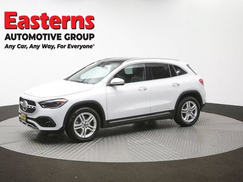 Used 2022 Mercedes-Benz GLA 250 4MATIC w/ Premium Package Lite image 60