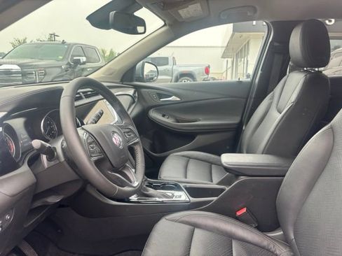 Used 2021 Buick Encore GX Essence AWD/4WD image 10