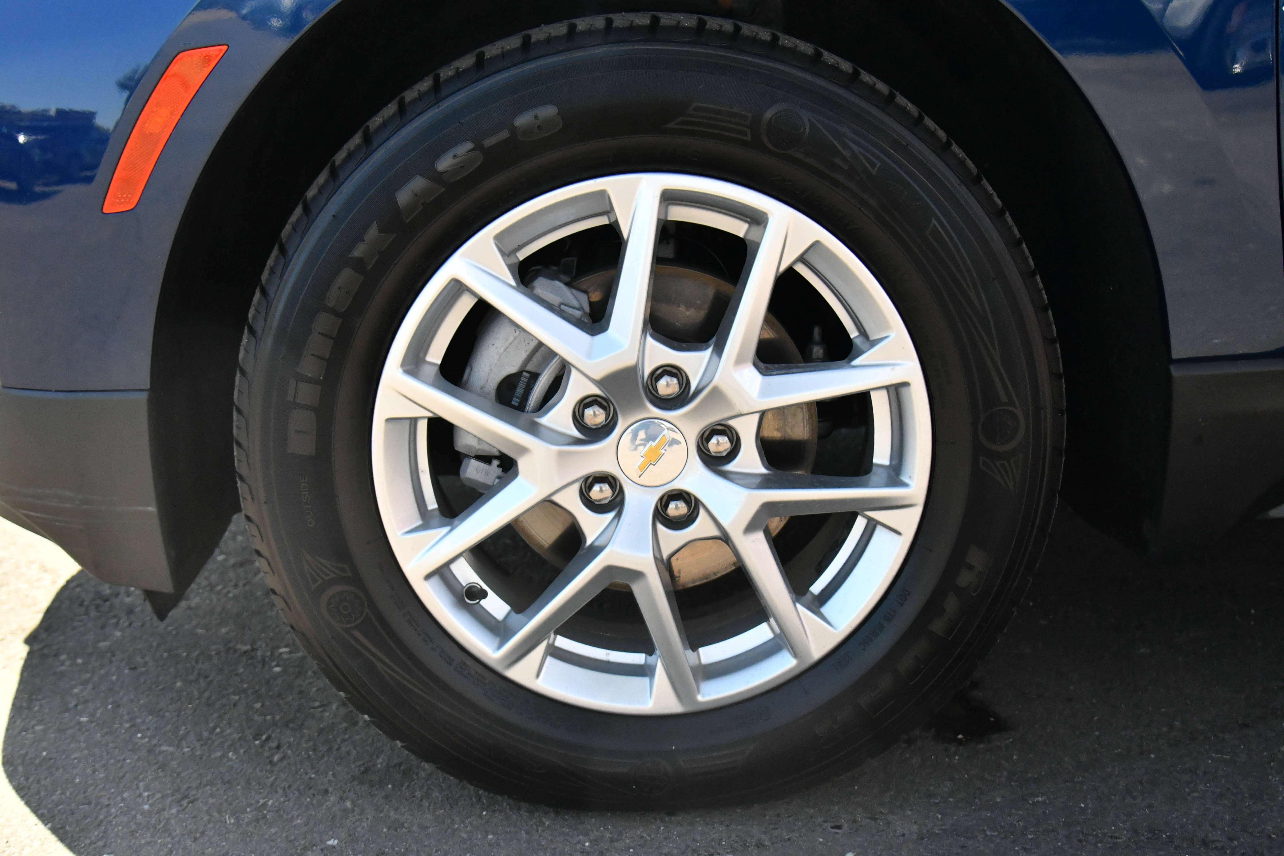 Used 2022 Chevrolet Equinox LS AWD/4WD image 12