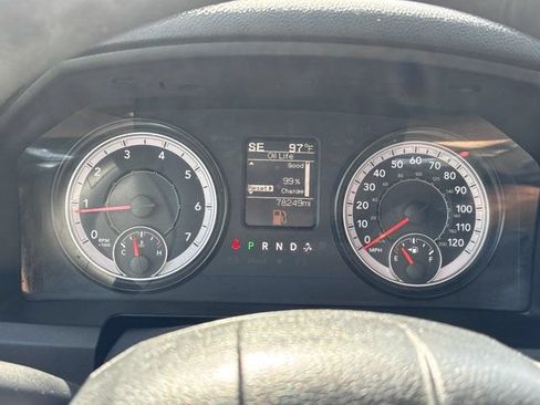 Used 2022 RAM 1500 Classic SLT AWD/4WD image 20