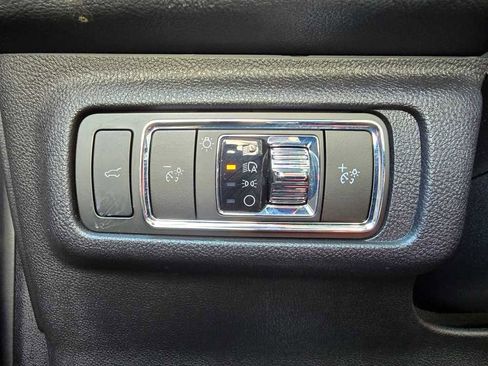 Used 2025 Lincoln Corsair Reserve w/ Equipment Group 202A image 34