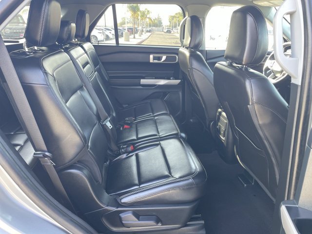 Used 2024 Ford Explorer XLT w/ Equipment Group 202A RWD image 25