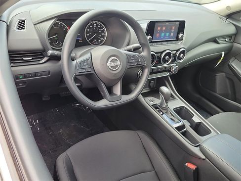 New 2025 Nissan Sentra S image 4