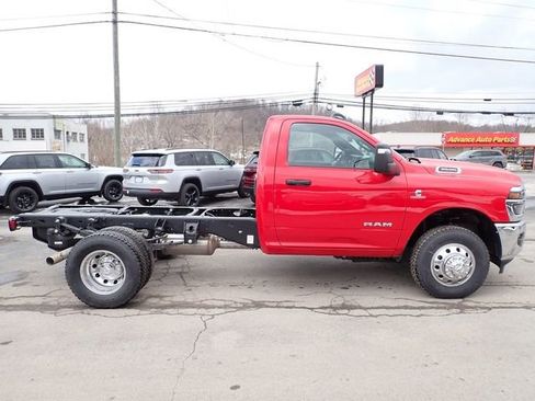 New 2026 RAM 3500 Big Horn image 8