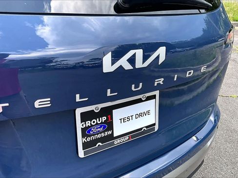 Used 2023 Kia Telluride EX FWD image 10