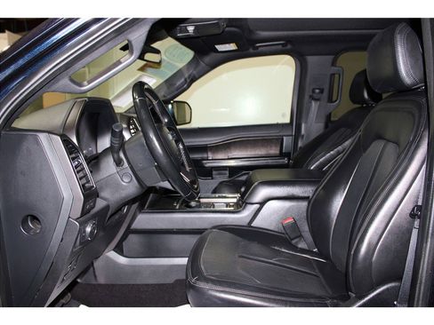 Used 2021 Ford Expedition Max Limited image 10