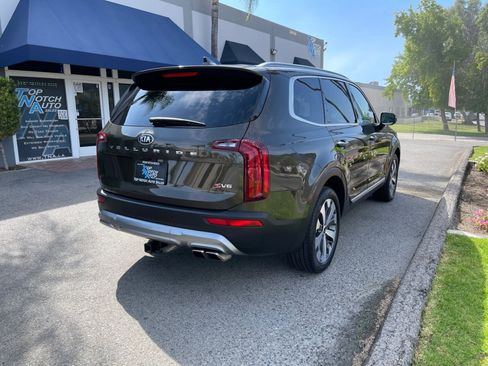 Used 2021 Kia Telluride S FWD image 5