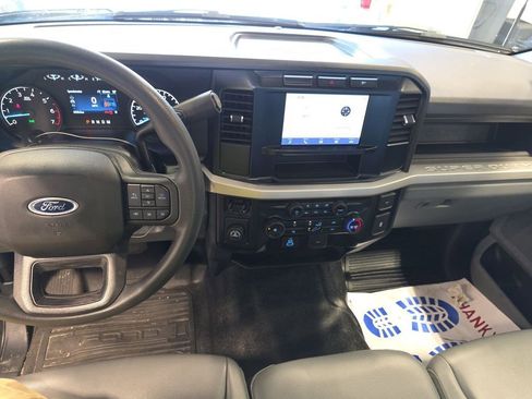 Used 2024 Ford F350 XL w/ Camper Package RWD image 10