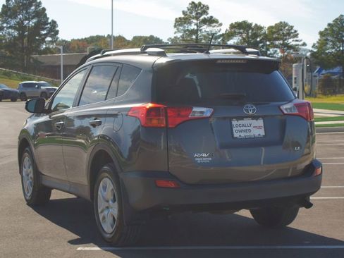 Used 2014 Toyota RAV4 LE image 12
