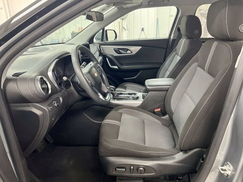 Used 2023 Chevrolet Blazer LT FWD image 19