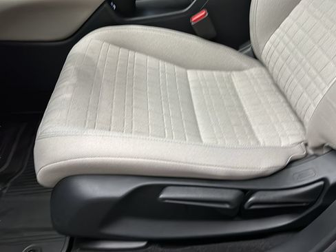 Certified 2023 Honda HR-V LX image 13