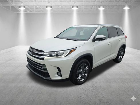 Used 2019 Toyota Highlander Limited Platinum AWD/4WD image 7