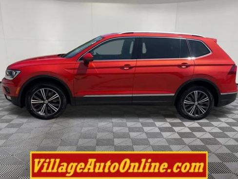 Used 2018 Volkswagen Tiguan SEL AWD/4WD image 43