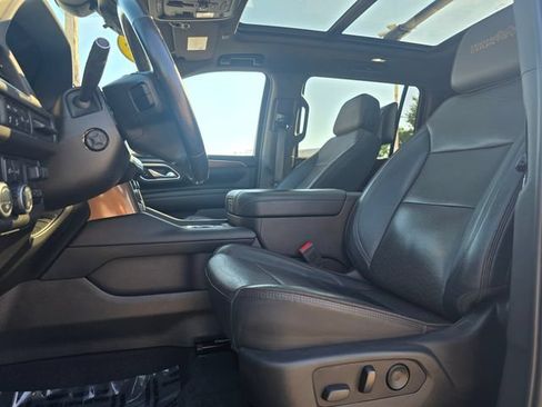 Used 2021 Chevrolet Suburban High Country AWD/4WD image 10