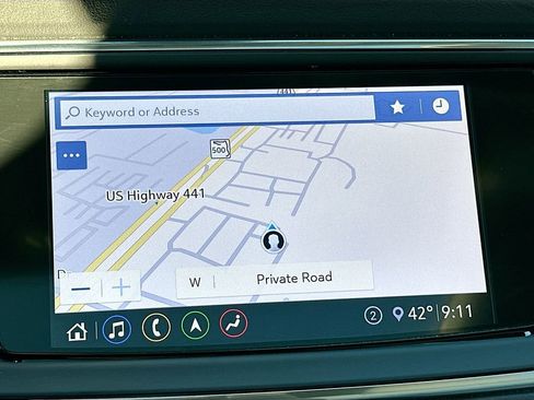 Used 2020 Buick Enclave Premium w/ Sun and Sites Package image 13