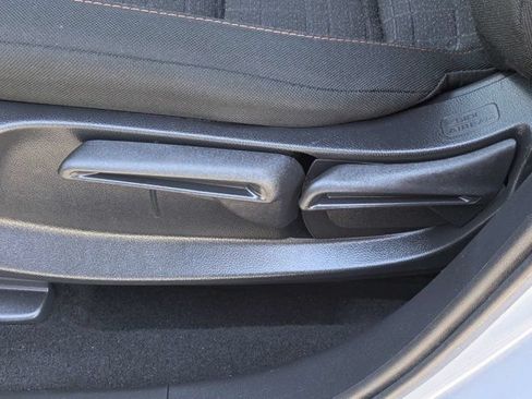 Used 2025 Honda HR-V Sport image 19