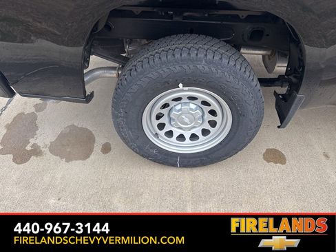 New 2025 Chevrolet Silverado 1500 W/T image 38