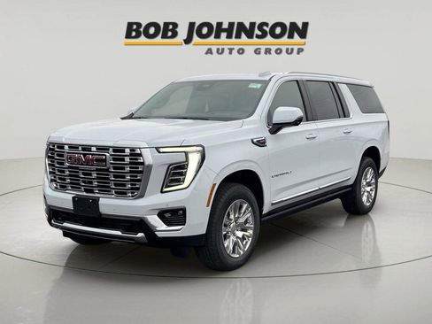 New 2026 GMC Yukon XL Denali w/ Sun & Power Step Package AWD/4WD image 7