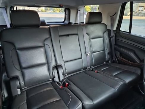 Used 2016 GMC Yukon SLT w/ Open Road Package AWD/4WD image 22