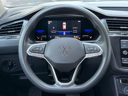 Used 2022 Volkswagen Tiguan S FWD image 23