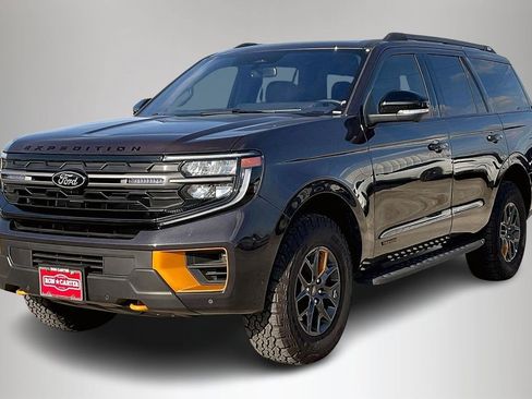 New 2025 Ford Expedition Tremor image 2