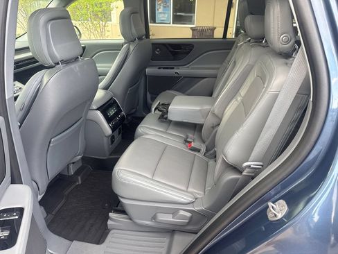 Used 2020 Lincoln Aviator Reserve w/ Equipment Group 201A AWD/4WD image 32
