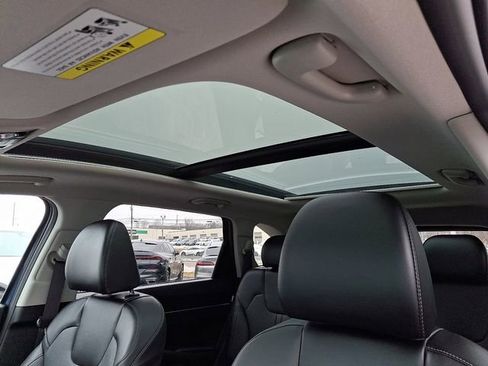 Used 2024 Kia Sorento X-Line EX image 15