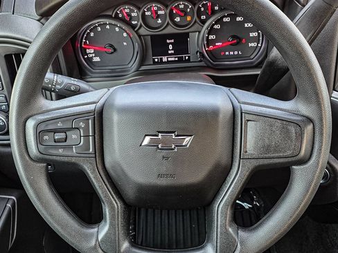 Used 2025 Chevrolet Silverado 1500 Custom Trail Boss AWD/4WD image 25