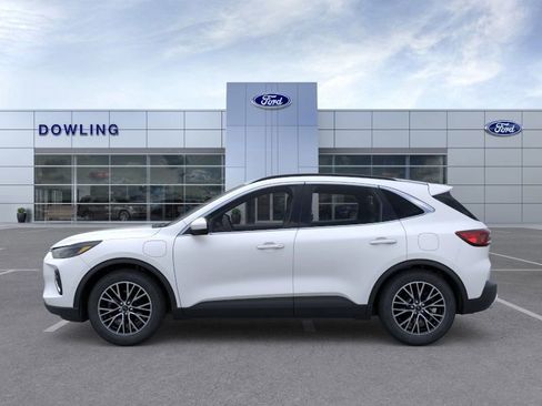 Used 2023 Ford Escape SE w/ PHEV Premium Package image 3