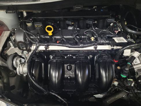 Used 2019 Ford Escape S FWD image 30
