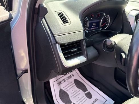 Certified 2021 GMC Terrain SLT w/ Elevation Edition image 18