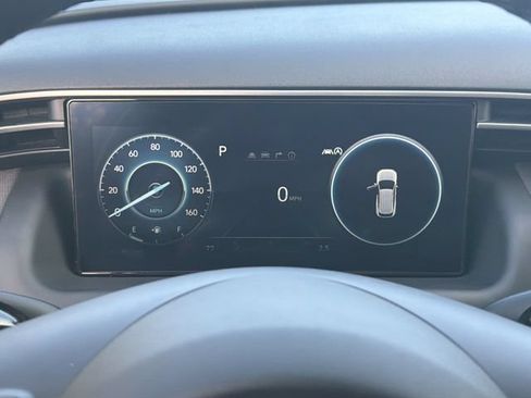 Certified 2023 Hyundai Tucson Limited AWD/4WD image 30