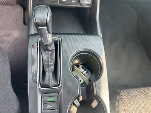 Used 2025 Honda Civic LX image 28