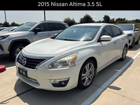Used 2015 Nissan Altima 3.5 SL FWD image 1