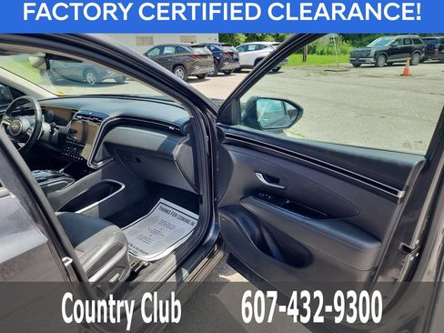Certified 2023 Hyundai Tucson Limited AWD/4WD image 33