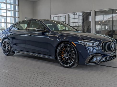 Used 2025 Mercedes-Benz S 63 AMG S image 11