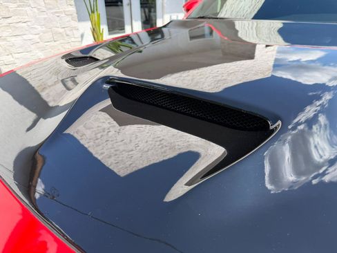Used 2018 Dodge Challenger SXT RWD image 7