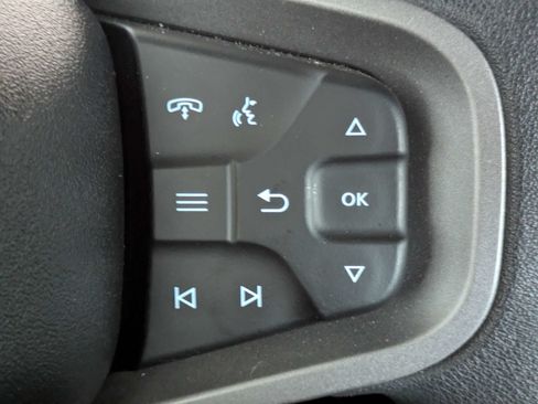 Used 2025 Ford Bronco 2-Door w/ Sasquatch Package AWD/4WD image 25