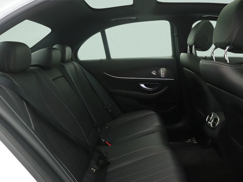 Used 2022 Mercedes-Benz E 350 Sedan image 29