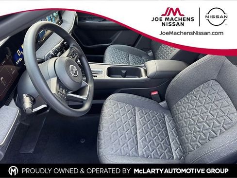 New 2026 Nissan Kicks SV w/ SV Premium Package AWD/4WD image 9