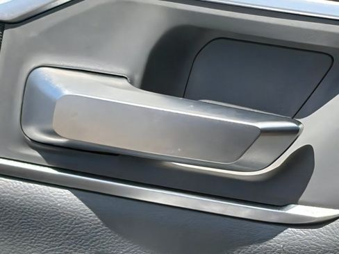 Used 2019 RAM 1500 Big Horn RWD image 18