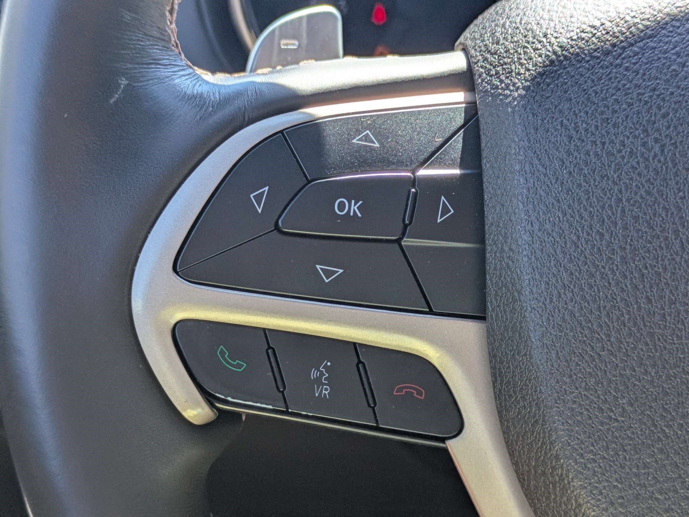 Used 2014 Jeep Grand Cherokee Summit AWD/4WD image 31