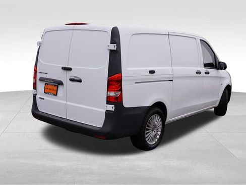 Used 2021 Mercedes-Benz Metris image 7