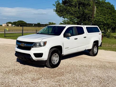 Used 2019 Chevrolet Colorado W/T w/ WT Convenience Package AWD/4WD image 2