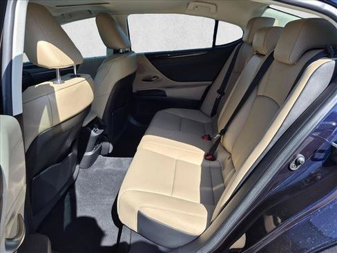 Used 2021 Lexus ES 350 w/ Premium Package FWD image 17