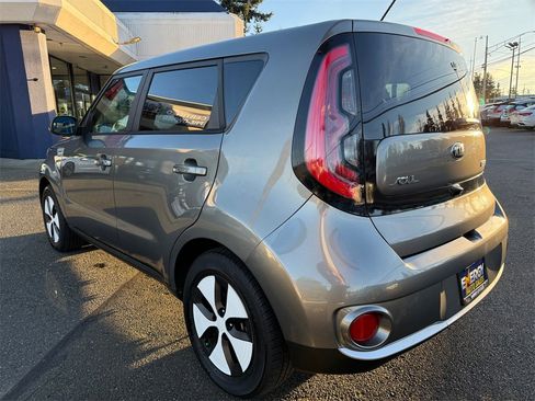Used 2017 Kia Soul EV-e image 5