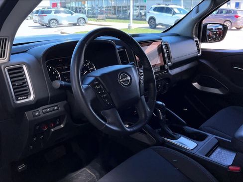 Used 2024 Nissan Frontier SV w/ Hardbody Edition image 14