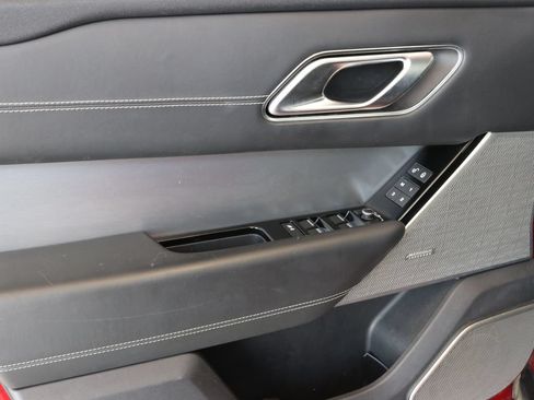Used 2019 Land Rover Range Rover Velar R-Dynamic HSE AWD/4WD image 24